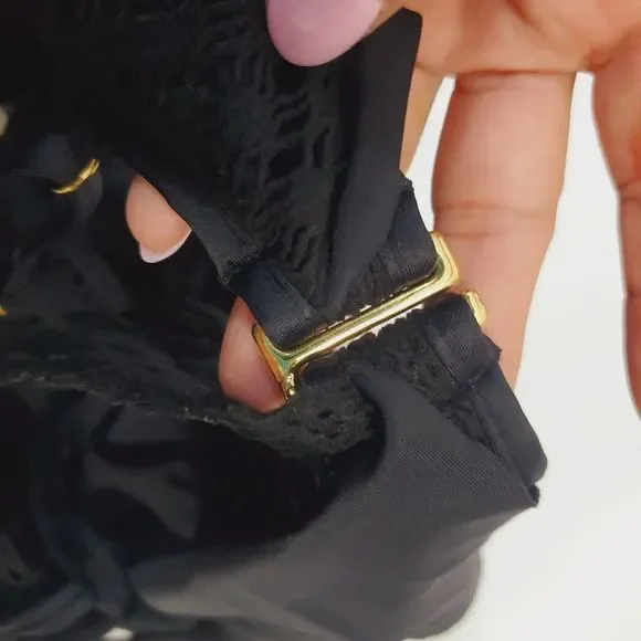 5x$25 Montce solid black ruffle Bikini top only size XS - Picture 3 of 11